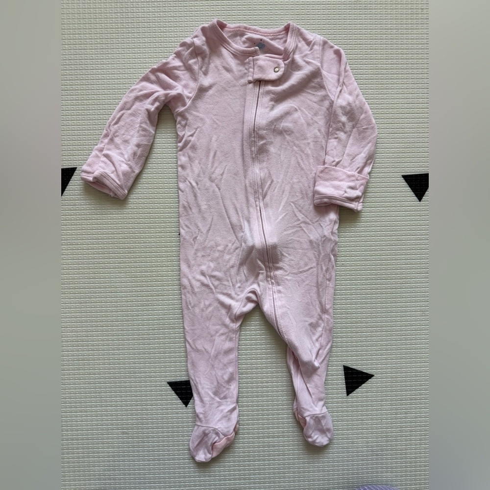 Cloud island|Baby girl light pink long sleeve footies,soft & Cozy bamboo feel•••